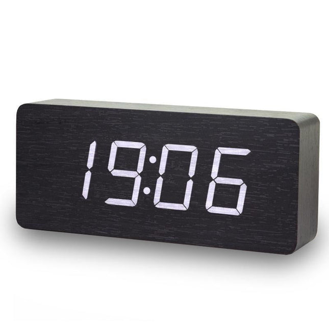 Modern LED väckarklocka i trädesign